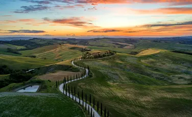 Biroul de oriunde. Locurile superbe ale Italiei unde eşti plătit să te muţi