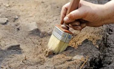 O serie de obiecte preţioase au fost descoperite într-un cimitir din Evul Mediu